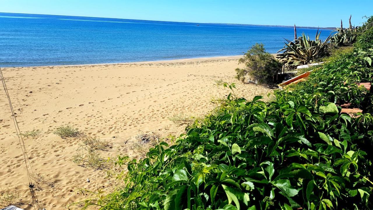 Casa La Conchiglia Sulla Spiaggia Lido di Noto Exteriör bild
